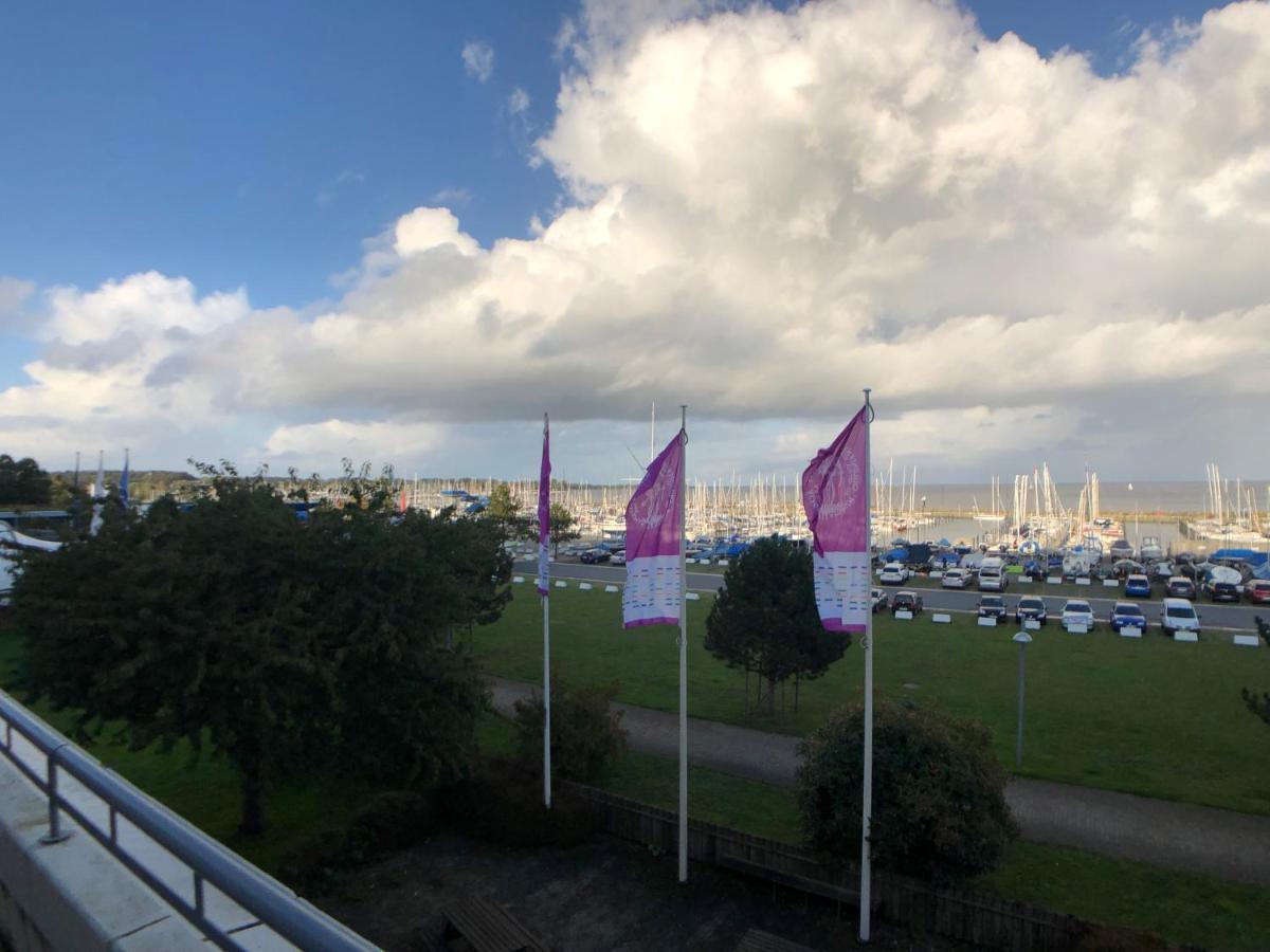 Nur 50M Zum Yachthafen Und 100M Zum Strand Kiel Luaran gambar